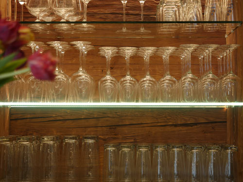 Unsere Bar...